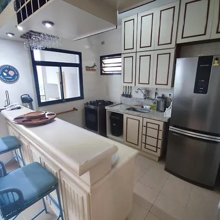 Apto 301 - Lindo, Espaçoso, 100m da Praia - Condomínio, piscina, churrasqueiras, quadras-2